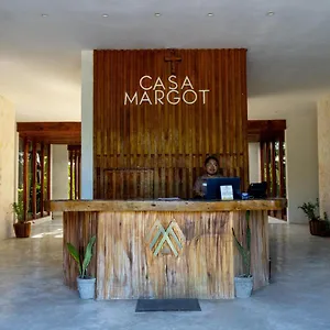 3* Hotel Casa Margot